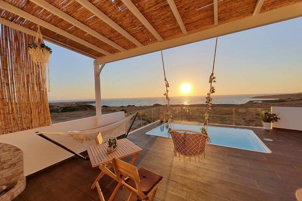 Tramonto Luxury Villa No1- Breathtaking Sunset View Foiníkion المظهر الخارجي الصورة