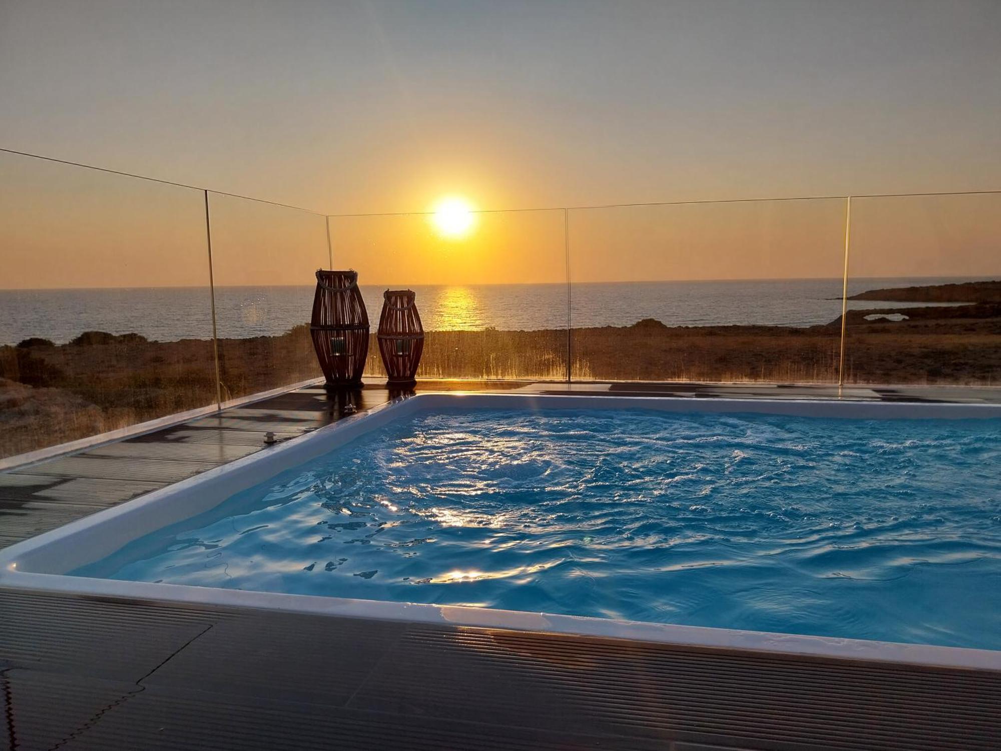 Tramonto Luxury Villa No1- Breathtaking Sunset View Foiníkion المظهر الخارجي الصورة